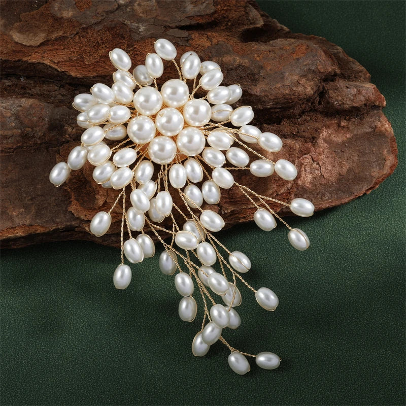 Pearl Brooch for Women - Elegant Lapel Pin Jewelry Accessory
