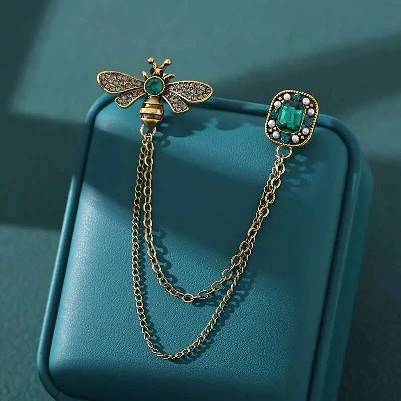 Bee Crystal Tassel Women's Brooch Sweater - Unique Luxurious Design