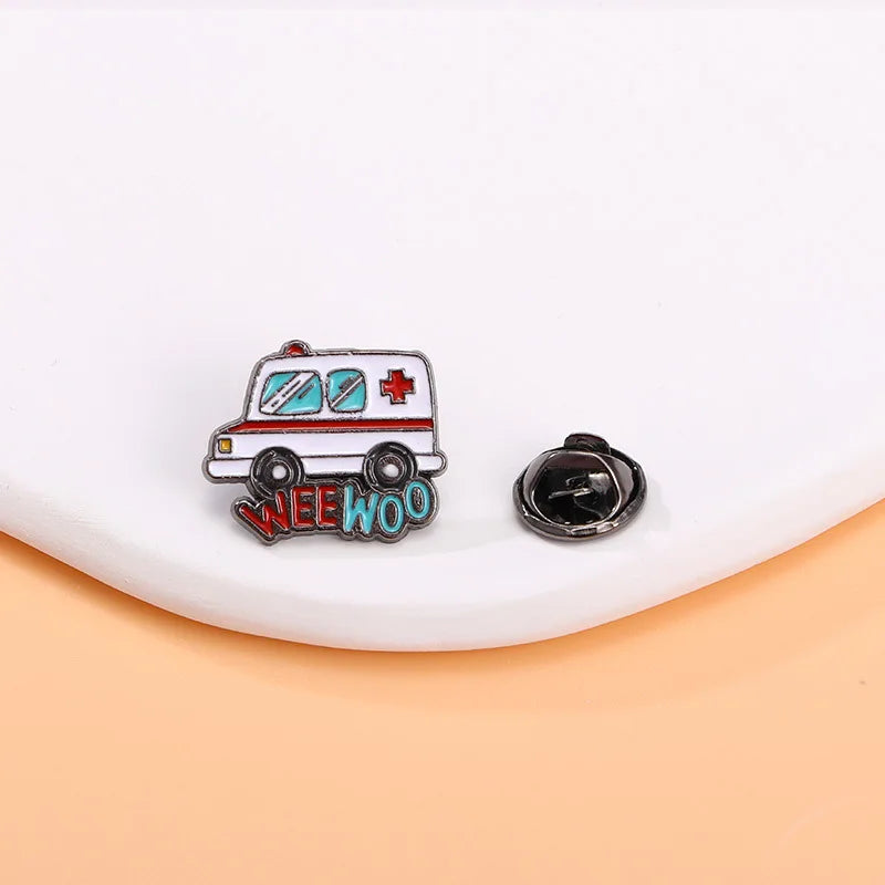 Medical Supplies Enamel Brooch Stethoscope Pin Lapel Badge Gift for Nurse Doctor