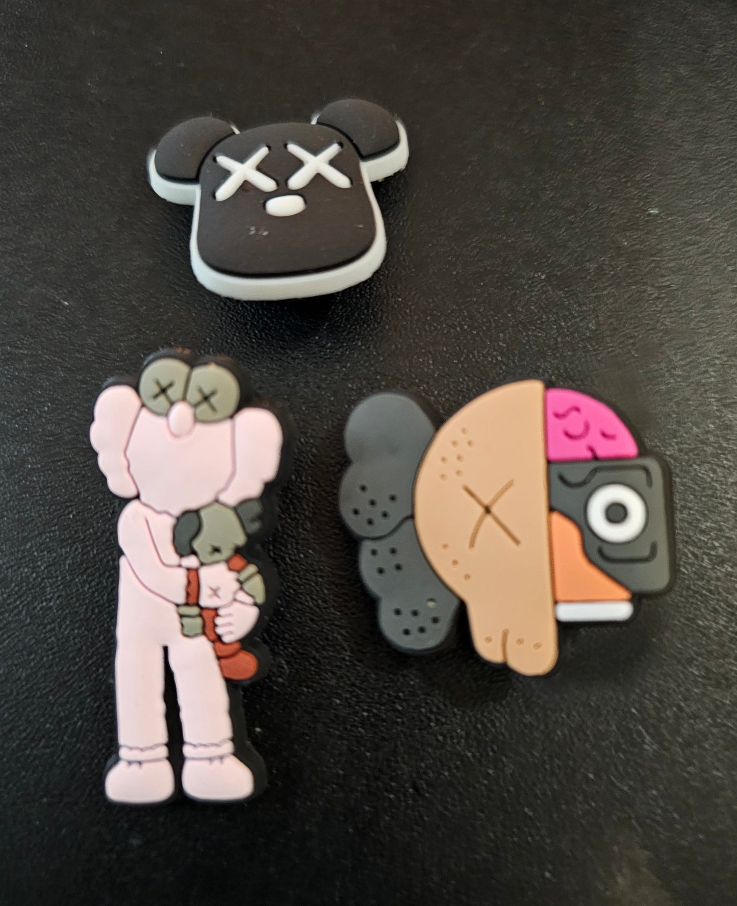 Jibbitz pack - KAWS
