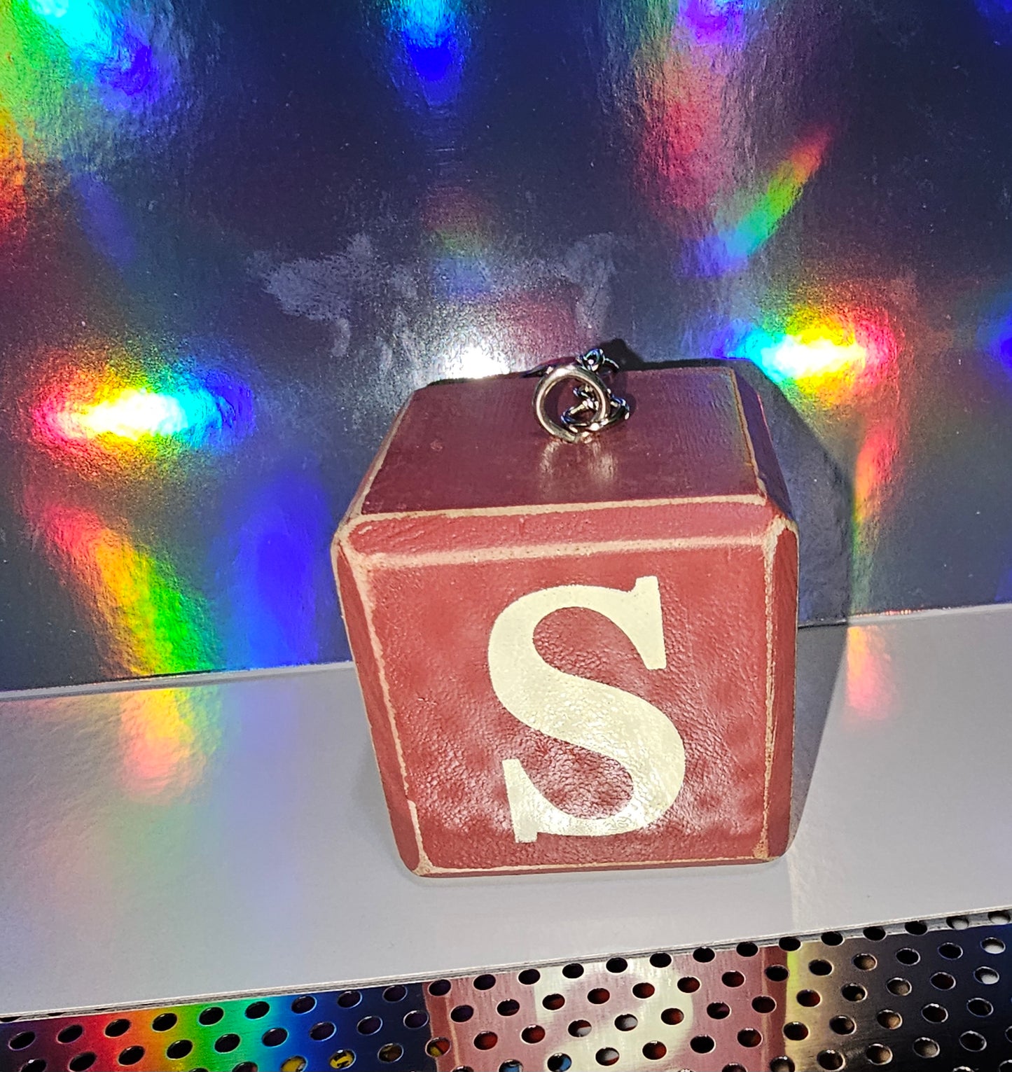 Letter block keychain - S (red)