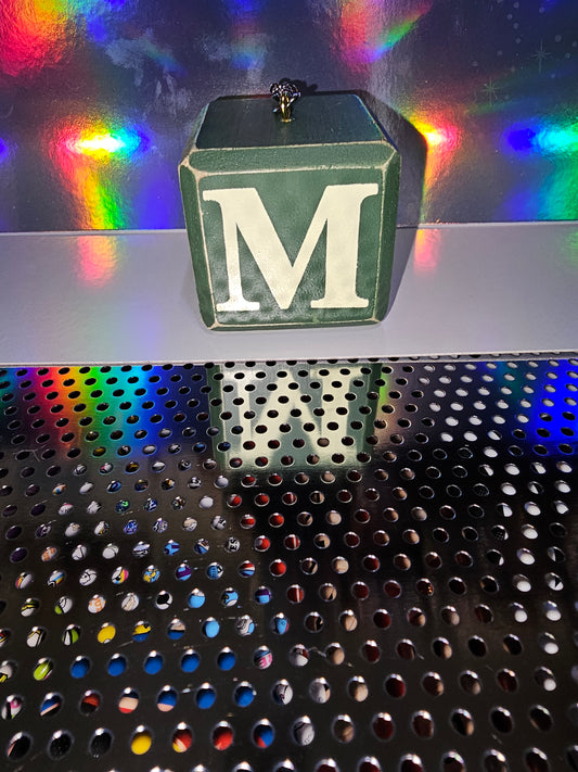 Letter block keychain - M (green)
