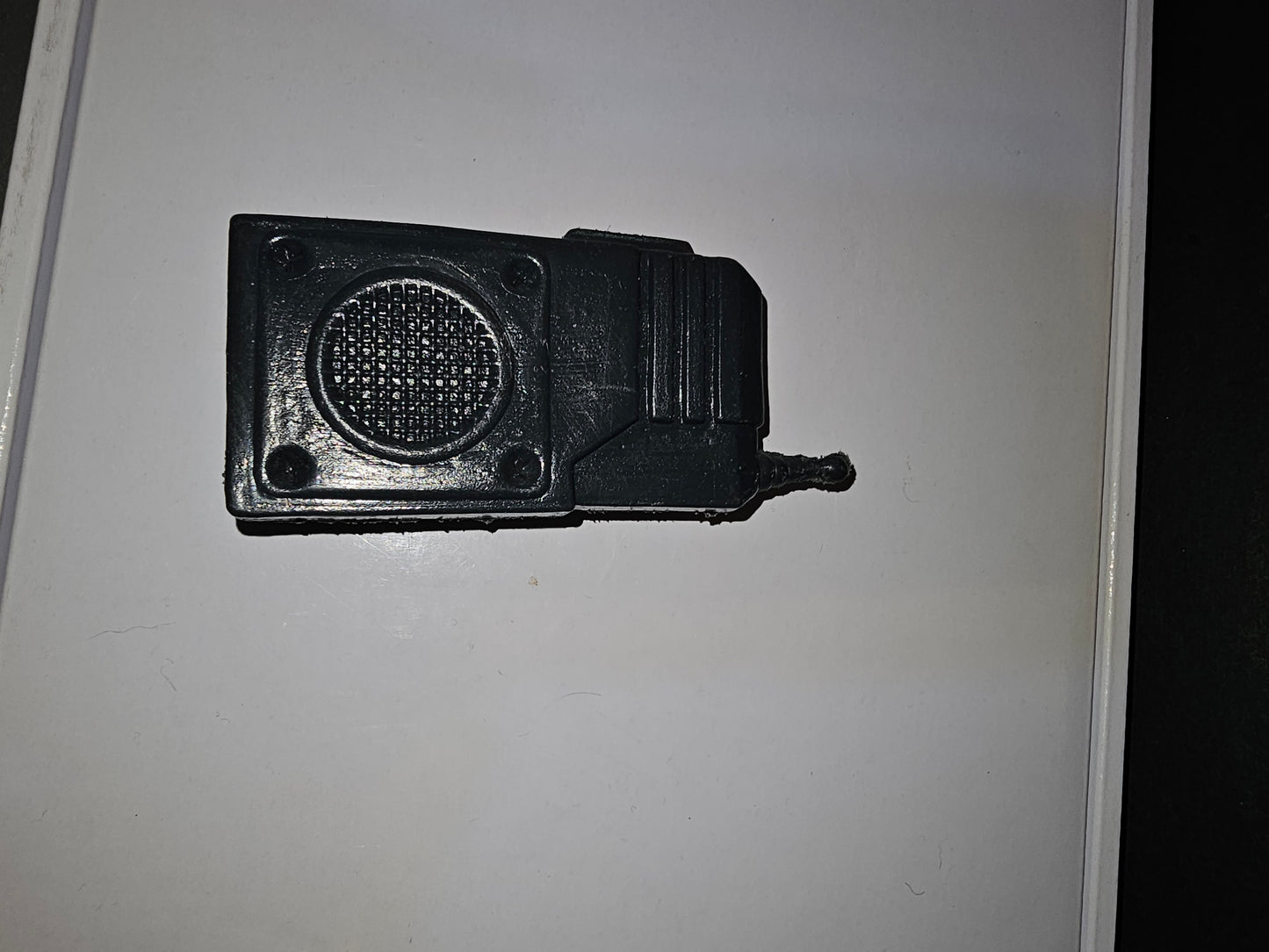 Magnet - Walkie Talkie