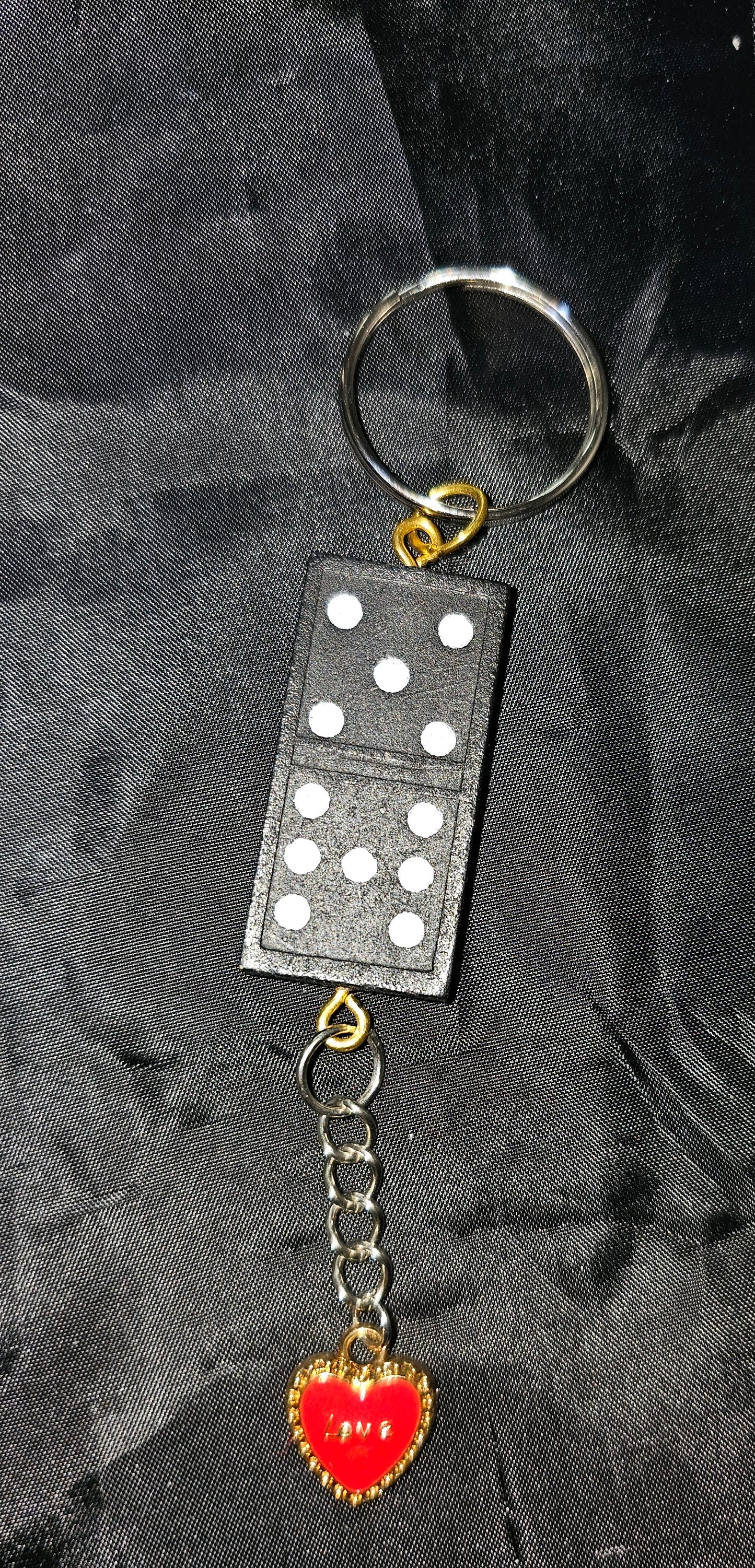 Domino keychain with heart charm