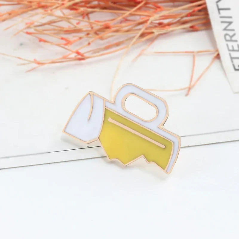Broken Heart Wine Bottle Enamel Pins Set - Love Brooch for Jackets, Bags, Gifts