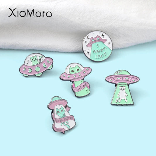 Alien Cat Enamel Pins UFO Badges Space Jewelry Universe Gifts