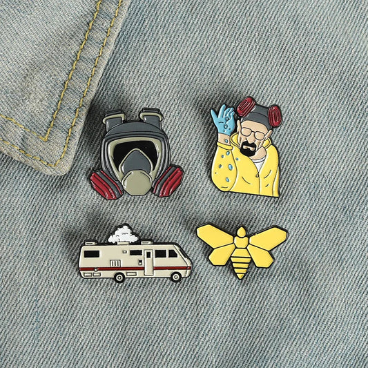 Wholesale Cartoon Enamel Lapel Pins Hornets Mask Brooch Station Wagon Badge Gift for Women Fans