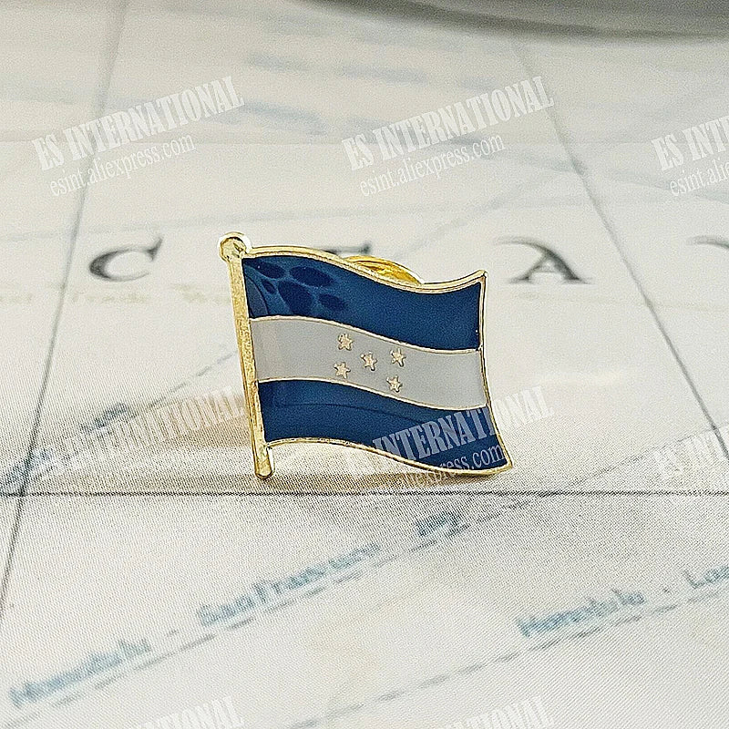 Honduras Flag Lapel Pin Enamel Badge Souvenir Gift