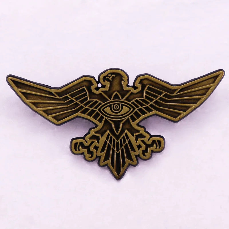 Retro Eagle Metal Pin Badge Game Movie Lapel Brooch Gift