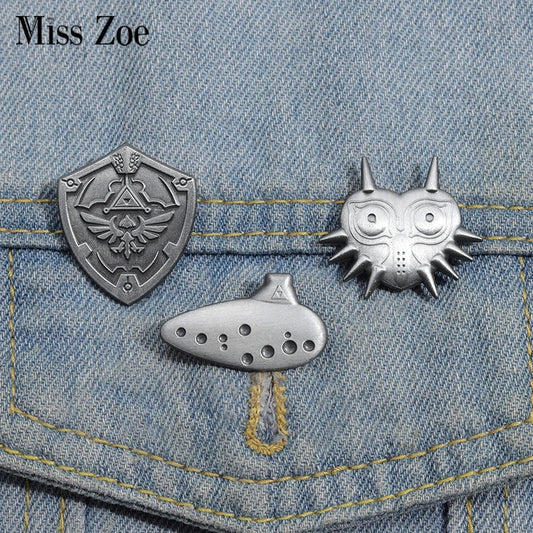 Zelda Adventure Game Shield Mask Brooch Lapel Badge Gothic Jewelry Gift