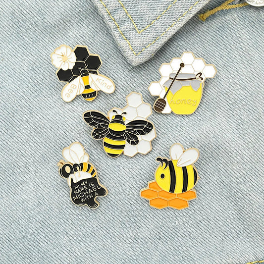 Cartoon Bee Enamel Brooch Cute Animal Pin Kids Backpack Jewelry Gift