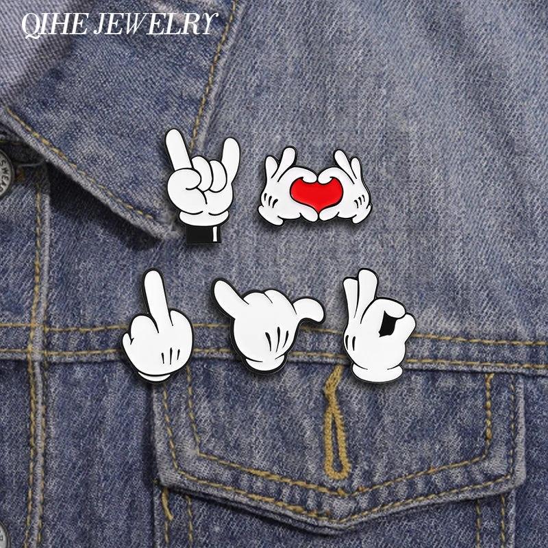 Cartoon Love You Brooch Enamel Pin Metal Lapel Badge Gift