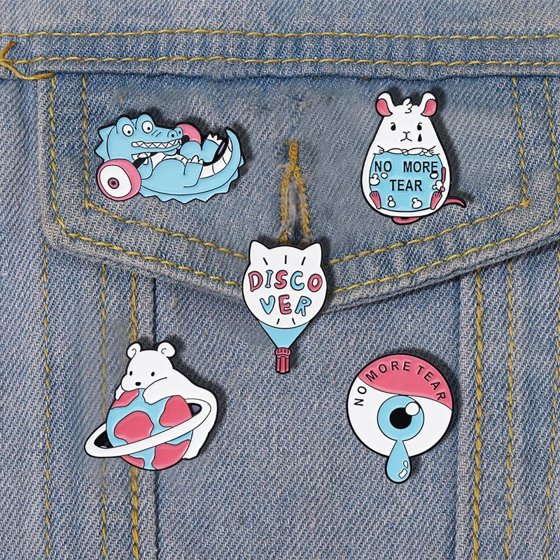 Cute Animal Enamel Pins: Polar Bear, Crocodile, Mouse, Cat Brooch Lapel Jewelry Gift