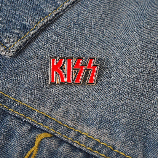 Creative Red KISS Heart Enamel Brooch Pin Jewelry Gifts