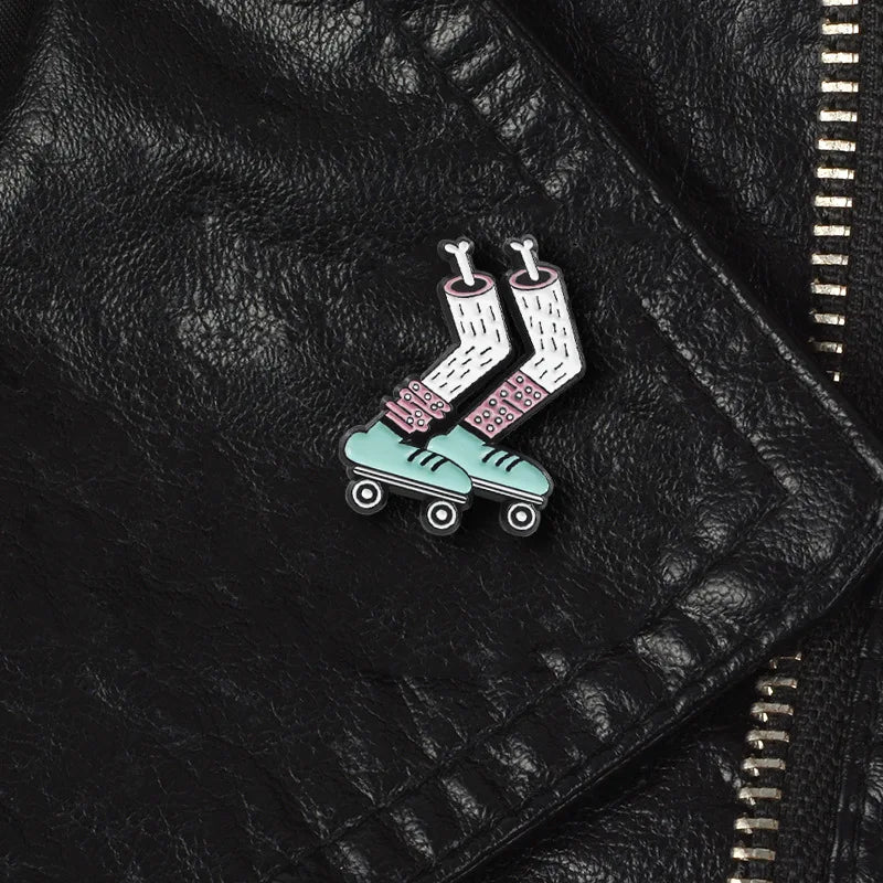 Carton Skiing Enamel Pin Brooch Fashion Insignia