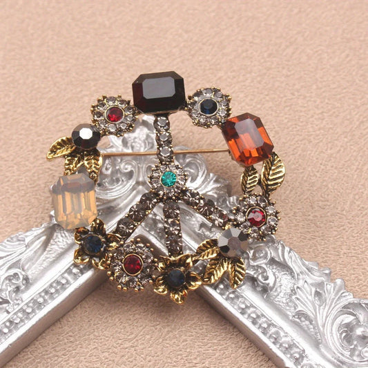 Luxurious Rhinestone Water-Drop Brooch - Vintage Pin, Party Wedding Accessory, Exquisite Gift