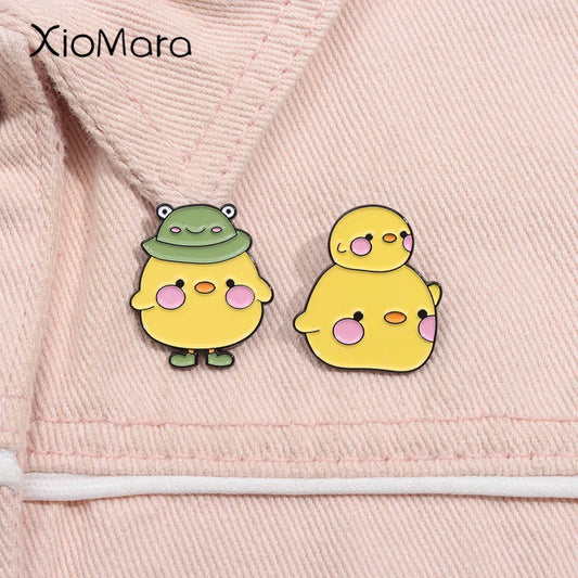 Cute Yellow Duck Enamel Pins Kawaii Animal Brooches Lapel Backpack Badge Gifts