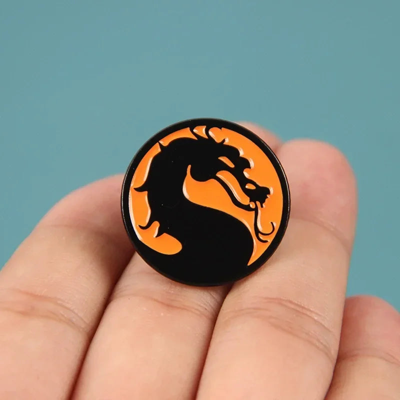 Creative Animal Shape Brooch: Dove, Dragon, Frog, Snake, Cat, Dinosaur Metal Badge