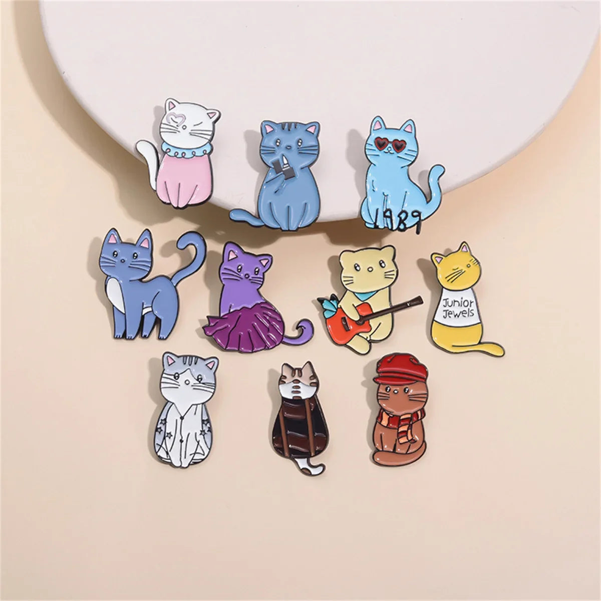 Cartoon Guitar Cat Enamel Pins Music Brooches Lapel Badges Jewelry Gift