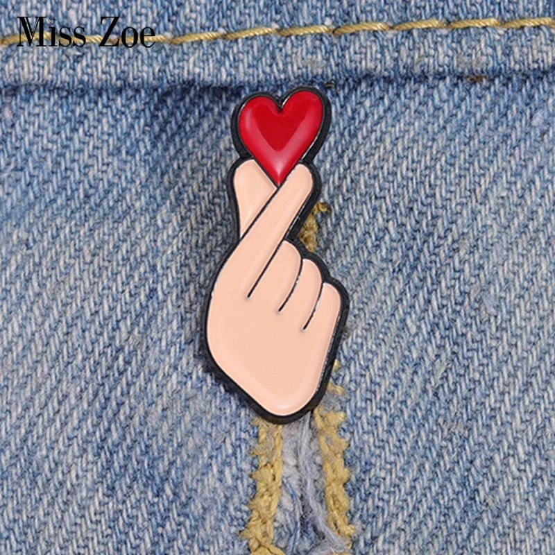 Hand Heart Gesture Enamel Pins Sign Language Brooches Lapel Badges Jewelry Gift