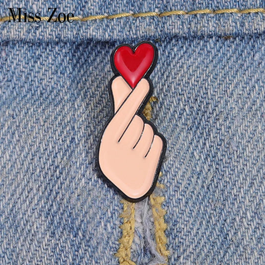 Hand Heart Gesture Enamel Pins Sign Language Brooches Lapel Badges Jewelry Gift