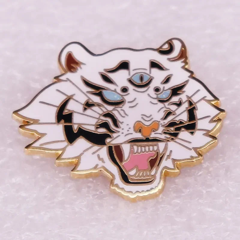 Tiger Enamel Pin Brooch Lapel Badge for Jacket or Backpack