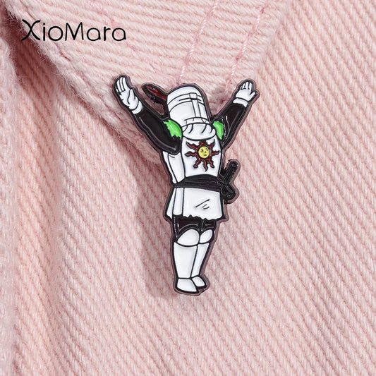 Dark Souls Solaire Enamel Pin Praise Sun Badge