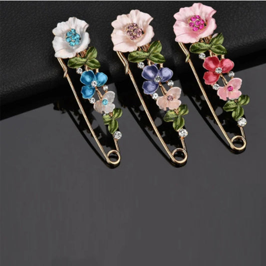 Elegant Rhinestone Flower Brooch Pin for Women - Enamel Lapel Pin Badge for Cardigan, Scarf, Dress Jewelry Gift