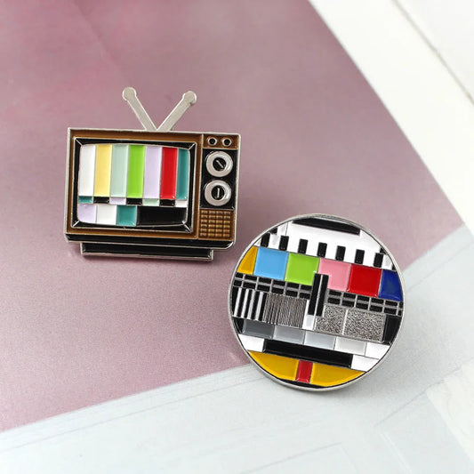 No Signal TV Pin Brooches: Hard Enamel Lapel Pins for Backpacks, Jackets, Bags