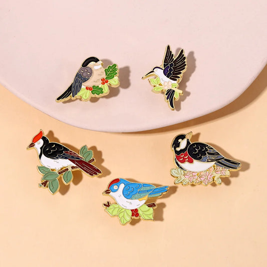 Magpie Crow Enamel Lapel Pins Bunny Brooches Cartoon Animal Badge Jewelry Gift