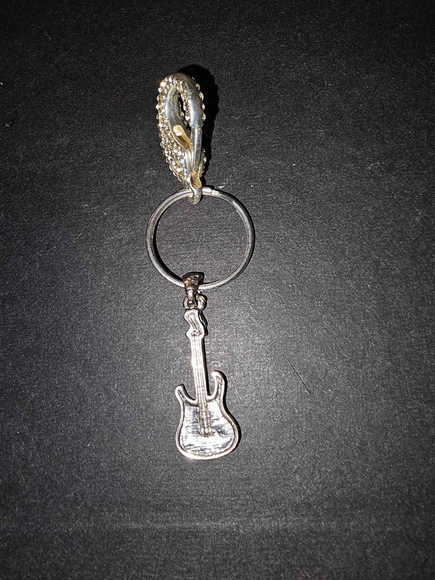 Guitar keychain