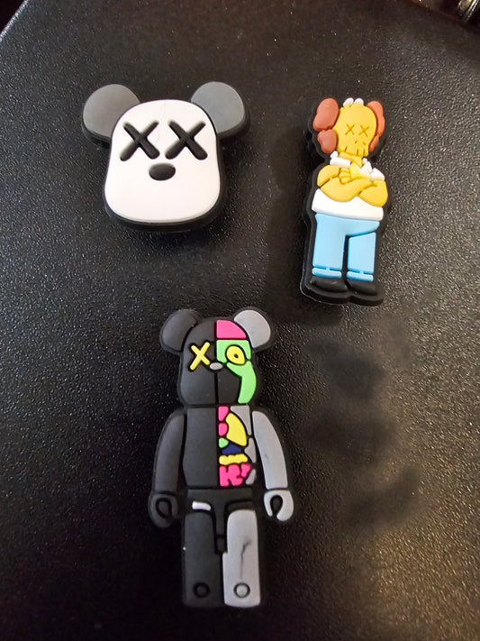 Jibbitz pack - KAWS