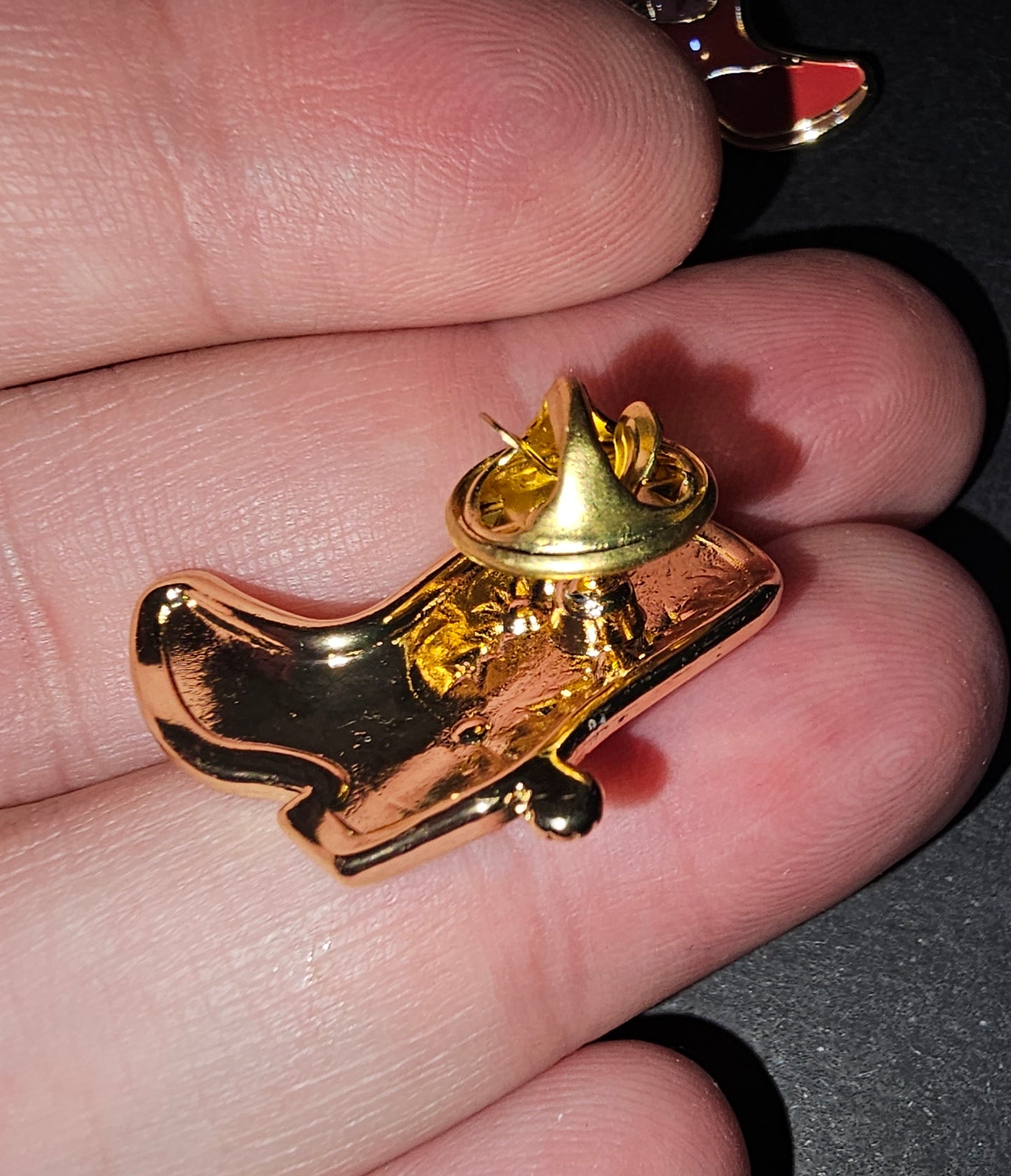 Cowboy boot pin - pink