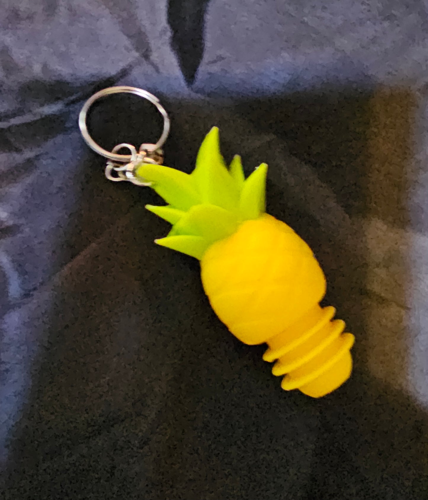 Pineapple wine stopper