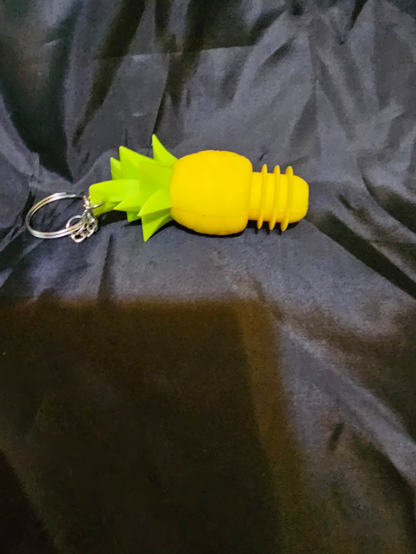 Pineapple wine stopper